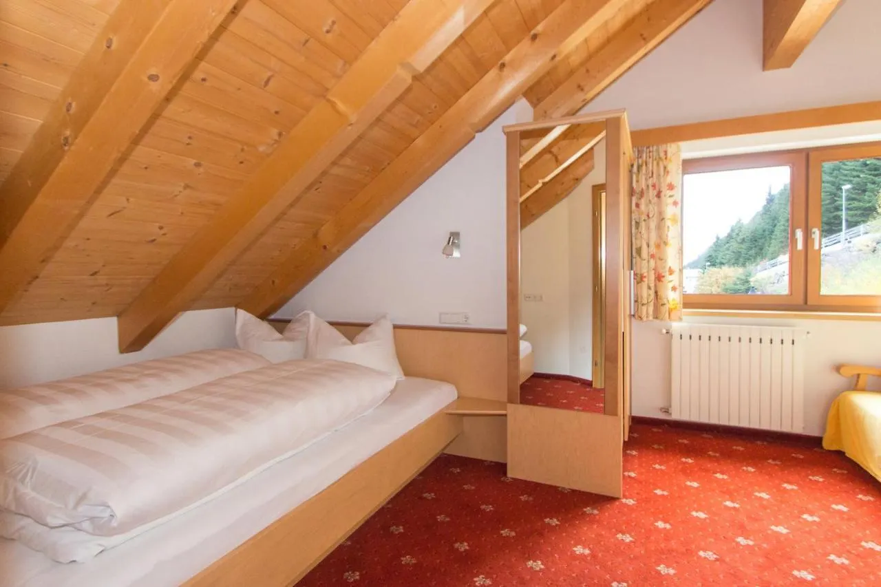 Hotel Garni Foersterheim Ischgl 3*,  Austria